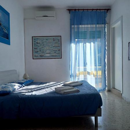 A Casa Di Lidia B&B Gaeta Exterior photo